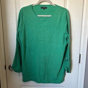Jump Women's Green Long Sleeve Tee